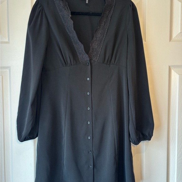 Simons Black Midi Dress with V-neck Lace Neckline - Picture 3 of 6